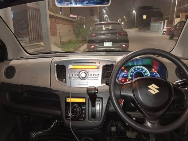 suzuki-wagon-r-2014-big-5