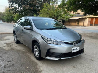toyota-corolla-gli-13-auto-2018