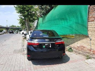 toyota-corolla-altis-2018