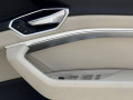 audi-e-tron-2020-small-16