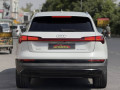 audi-e-tron-2020-small-19