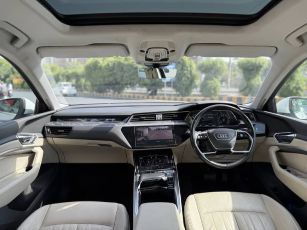 audi-e-tron-2020-big-3