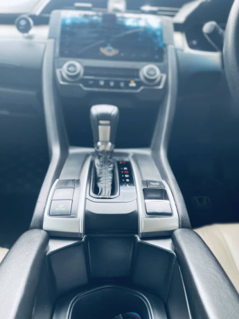 honda-civic-ug-2021-big-18