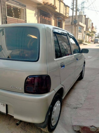 daihatsu-cuore-2009-big-2