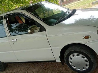daihatsu-cuore-2001
