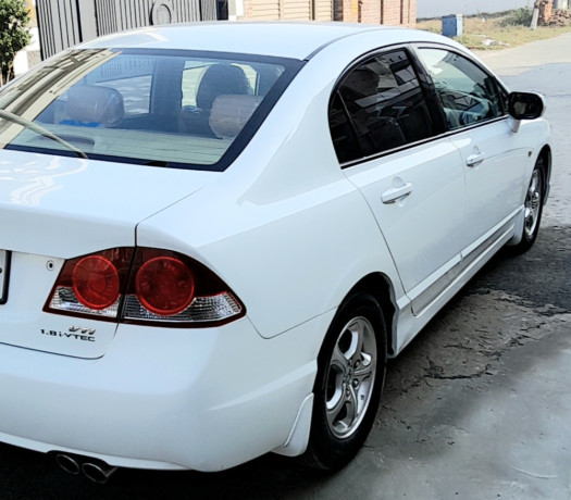 antique-honda-civic-rebone-brand-new-car-big-4