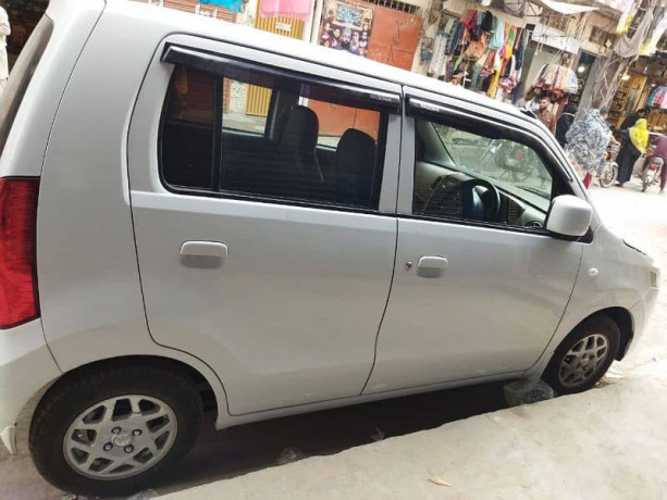 suzuki-wagon-r-2018-big-4