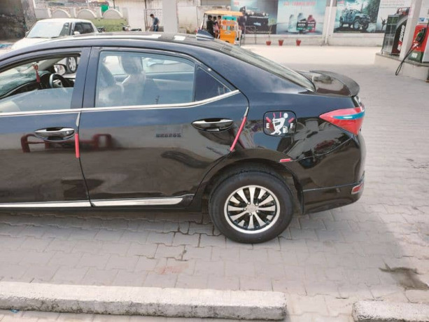 toyota-corolla-xli-2016-big-5