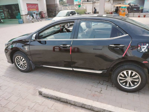 toyota-corolla-xli-2016-big-4