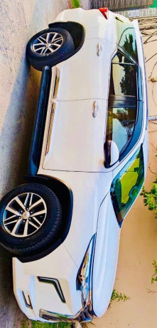 toyota-fortuner-v-2019-big-2