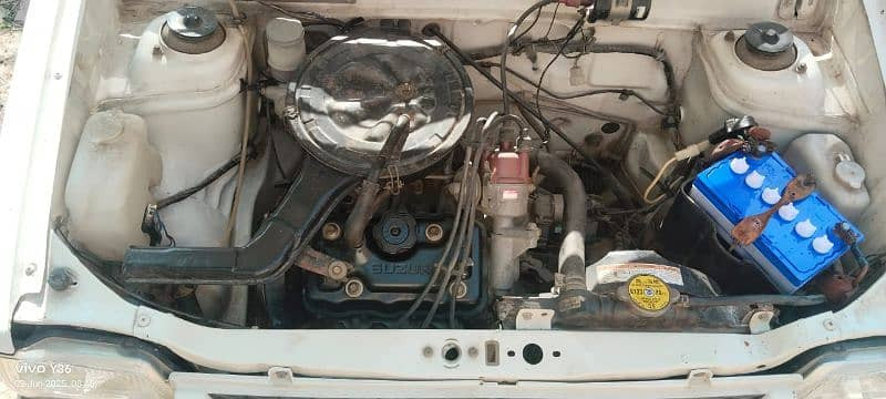 suzuki-mehran-vx-2012-big-9