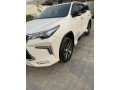 toyota-fortuner-27-v-small-0