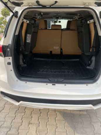toyota-fortuner-27-v-big-5