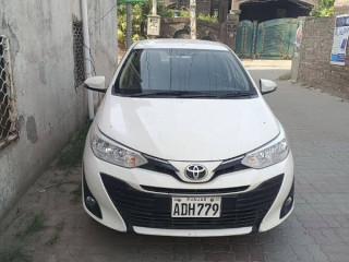 yaris13-total-genuine-new-tyir-android-leader-sit