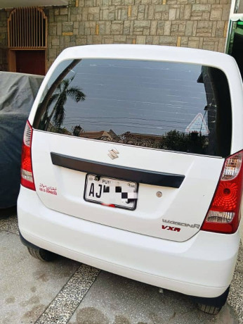suzuki-wagon-r-2022-big-1