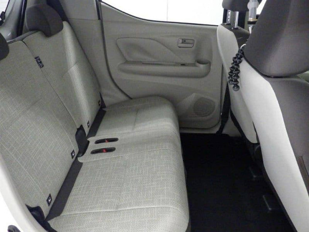 nissan-dayz-daihatsu-move-mira-20222025-big-9