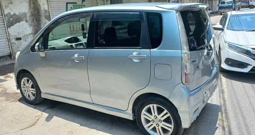 daihatsu-move-2012-big-4