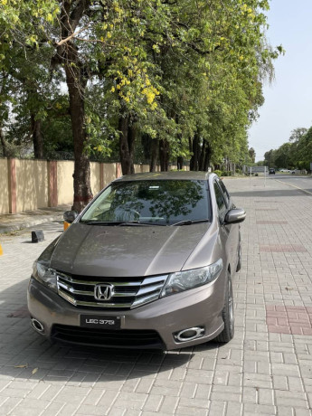 honda-city-13cc-manual-2015-big-9