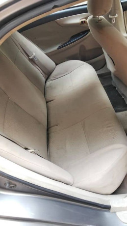 toyota-corolla-altis-automatic-2014-big-15