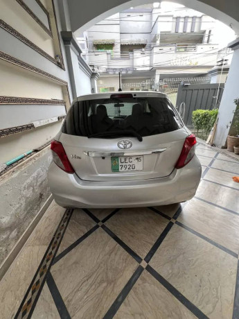 toyota-vtiz-201215-big-1