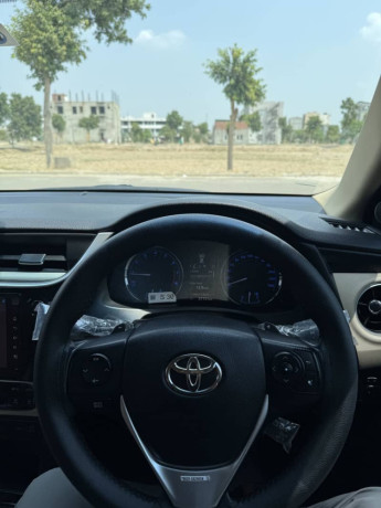 toyota-corolla-grande-18-cvti-2020-big-13