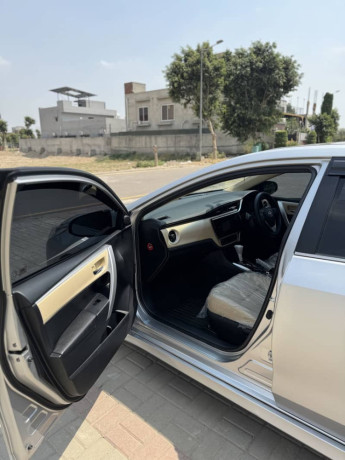toyota-corolla-grande-18-cvti-2020-big-10