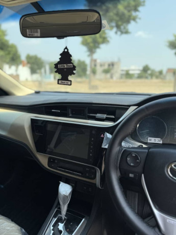 toyota-corolla-grande-18-cvti-2020-big-7