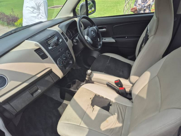suzuki-wagon-r-2016-big-7