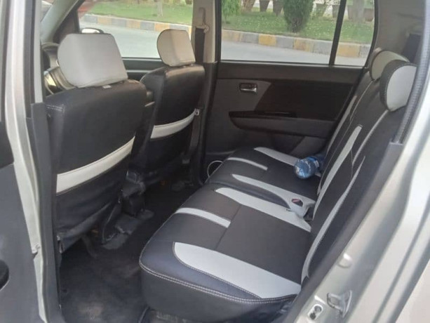 suzuki-wagon-r-stingray-2011-big-15