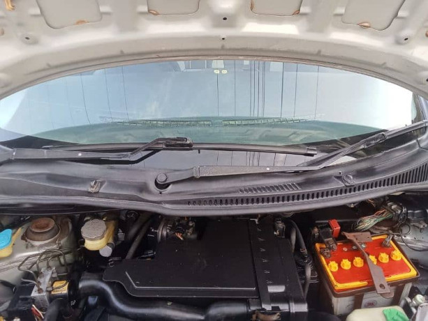 suzuki-wagon-r-stingray-2011-big-11