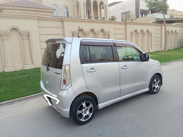 suzuki-wagon-r-stingray-2011-big-5