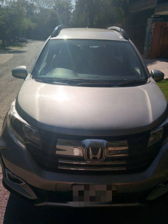 honda-br-v-2020-big-3