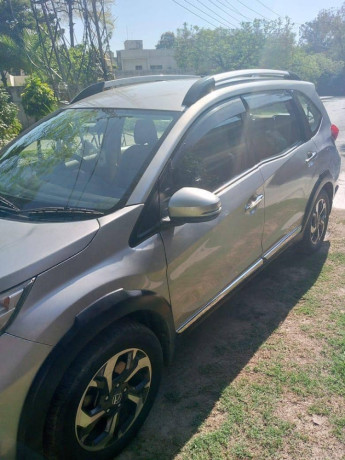 honda-br-v-2020-big-4