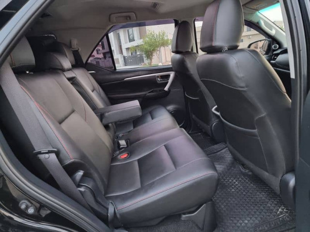 toyota-fortuner-vvti-2020-big-11