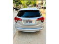 honda-vezel-z-small-4