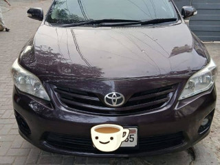 toyota-corolla-gli-2012