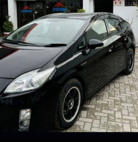 toyota-prius-20152011-big-5