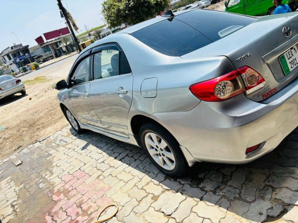 toyota-corolla-altis-2008-big-2