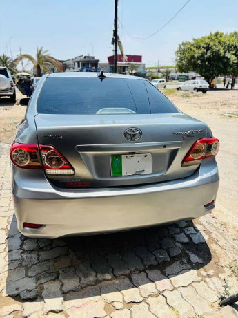 toyota-corolla-altis-2008-big-9