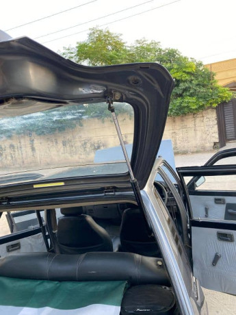 suzuki-mehran-vxr-2010-big-7