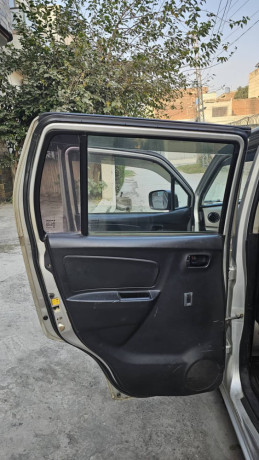 suzuki-wagon-r-vxr-big-15