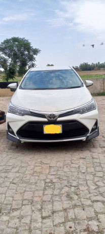 toyota-corolla-altis-16x-special-edition-2018-model-automatic-petrol-big-10