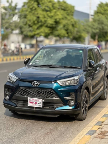 toyota-raize-z-2021-big-0