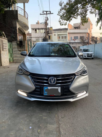 changan-alsvin-15l-dct-lumiere-big-0