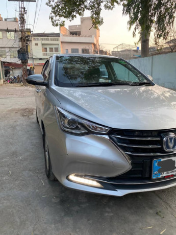 changan-alsvin-15l-dct-lumiere-big-6