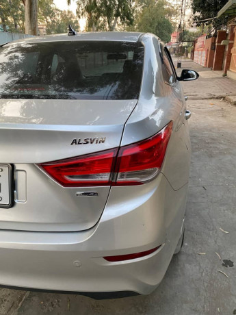 changan-alsvin-15l-dct-lumiere-big-5