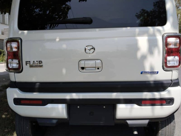 mazda-flair-2023-big-6