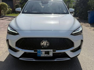mg-hs-phev-2025