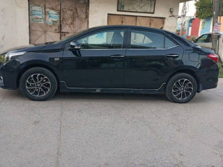toyota-altis-grande-2017