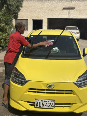 self-import-only-driven-20000-like-new-car-for-family-use-full-geninue-big-2